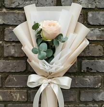 Букет цветов из:  Розы в Мильково Камчатского края
