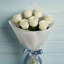Букет 7 Белых роз Эдлесс Лав в Мильково Камчатского края