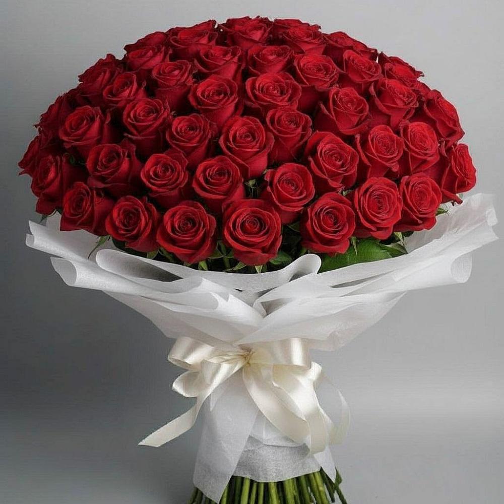 Букет 101 Красная роза Блэк Мэджик в Мильково Камчатского края