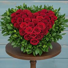 Цветочная композиция из Розы в виде сердца в Мильково Камчатского края