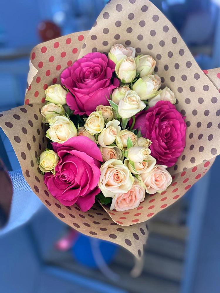 Букет цветов из: Розы в Мильково Камчатского края