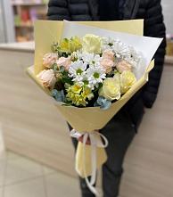 Букет цветов из:  Альстромерии, Розы и Хризантемы в Мильково Камчатского края