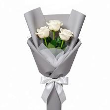 Букет 3 белые розы в Мильково Камчатского края
