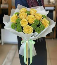 Букет цветов из:  Хризантемы и Розы в Мильково Камчатского края