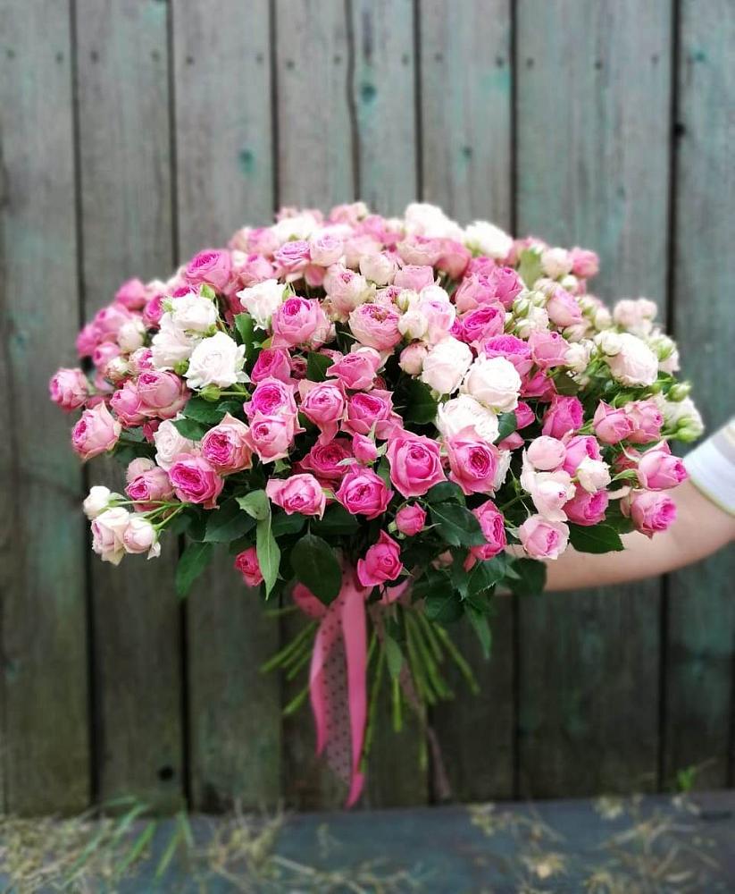 Букет Розовые кустовые розы Натали и Лав Лидия в Мильково Камчатского края