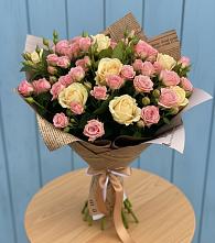Букет цветов из:  Розы в Мильково Камчатского края
