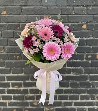 Букет цветов из:  Герберы и Хризантемы в Мильково Камчатского края