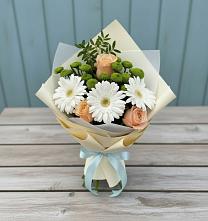 Букет цветов из:  Герберы, Розы и Хризантемы в Мильково Камчатского края