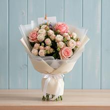Букет цветов из:  Розы #REPLACE_PRED# Мильково Камчатского края