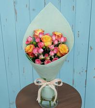 Букет цветов из:  Розы в Мильково Камчатского края
