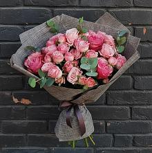 Букет цветов из:  Розы в Мильково Камчатского края